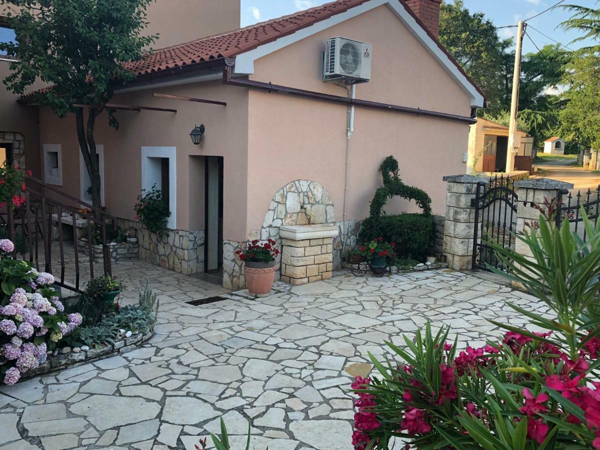Teta Jana Smoljanci Exterior foto